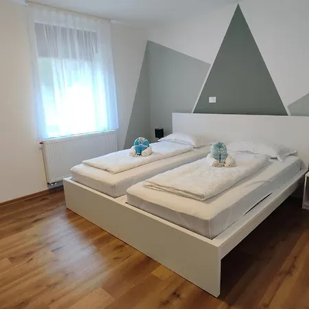 Apartma Irena דירה בובק